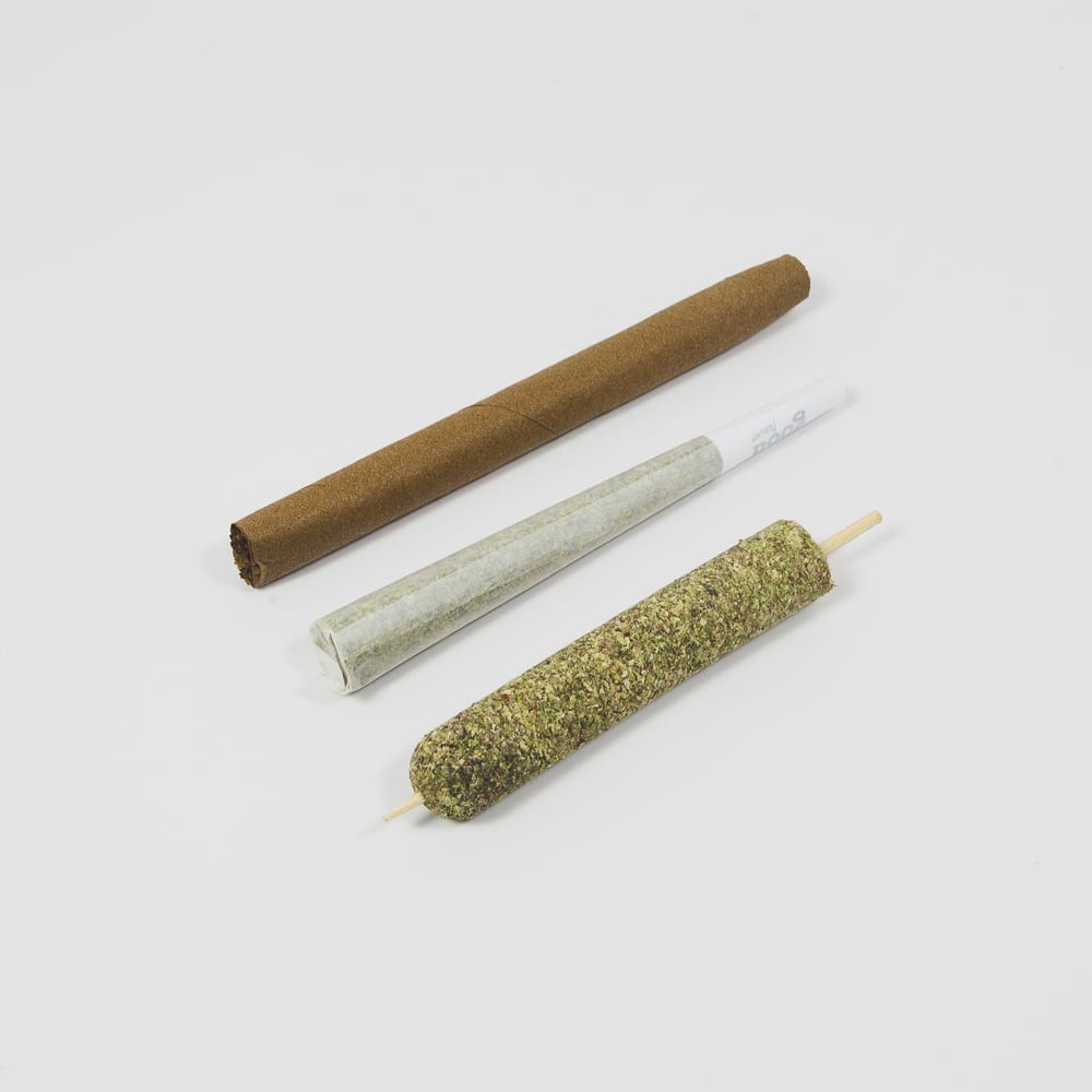 traditional wrapped blunt vs preroll joint vs small cannagar packed and ready for a hemp blunt wrap