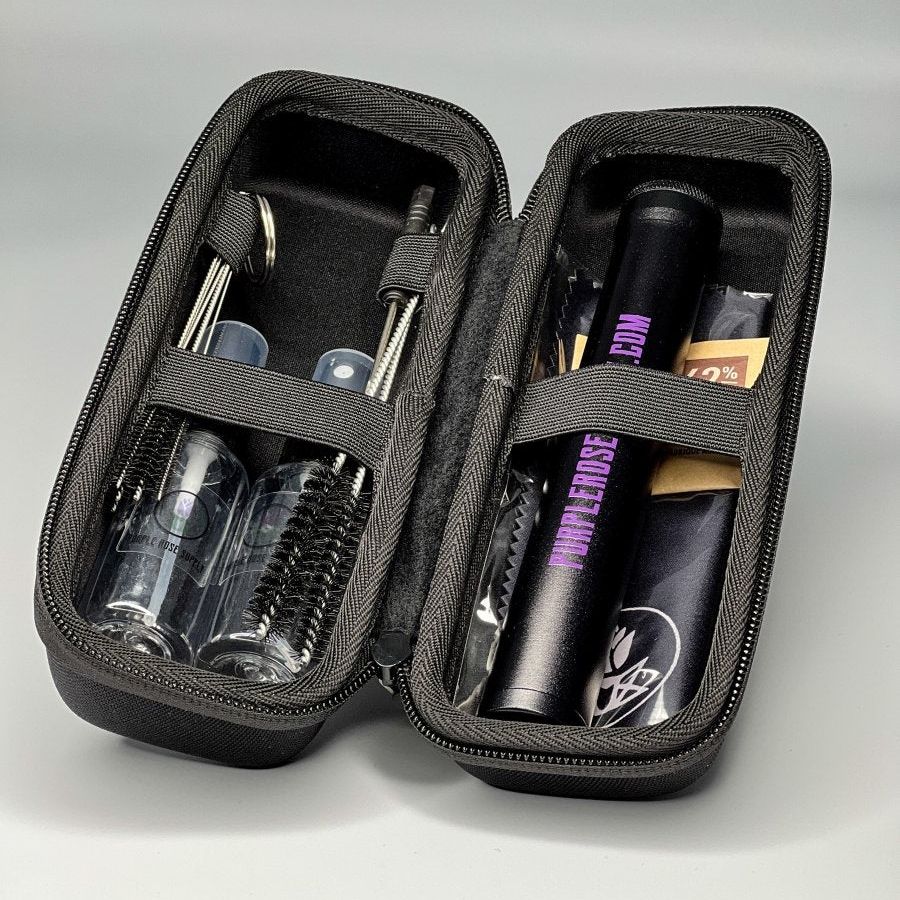 CLEANING & MAINTENANCE KIT + PORTABLE HUMIDOR